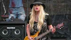 Превью Orianthi получила травму