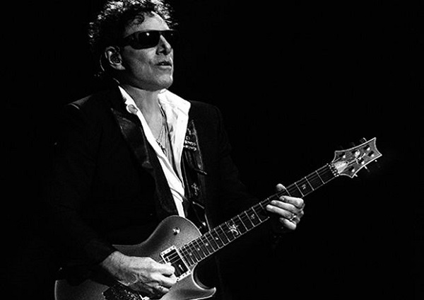 NEAL SCHON: "Никто не будет диктовать мне, что и как делать в JOURNEY"