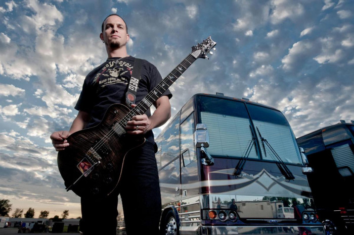 Mark Tremonti: «А мы не спорим»