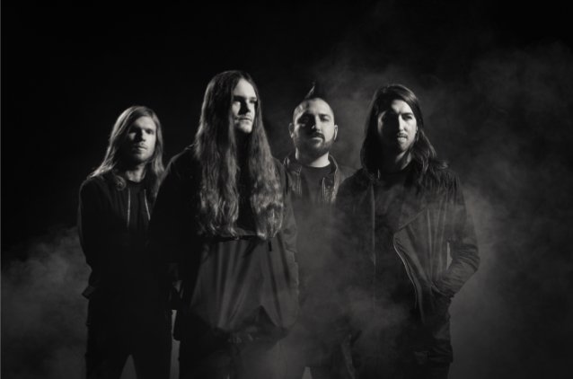 Фото OF MICE & MEN получили золото OF MICE & MEN получили золото