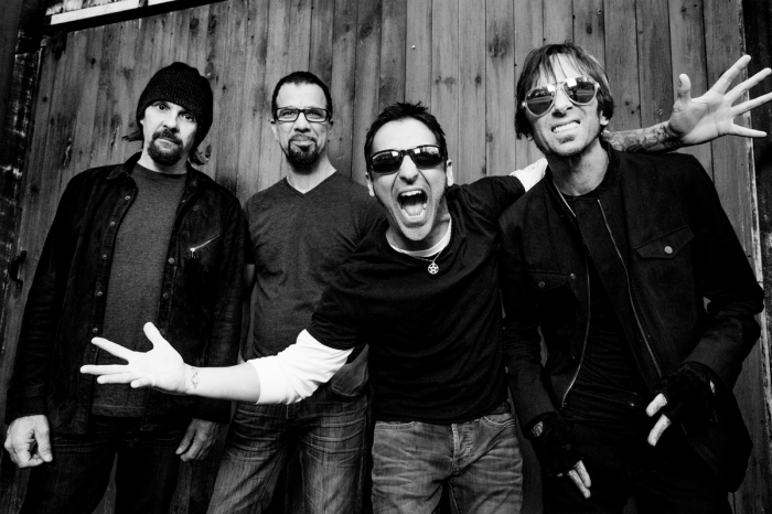 У GODSMACK есть 12 новых песен